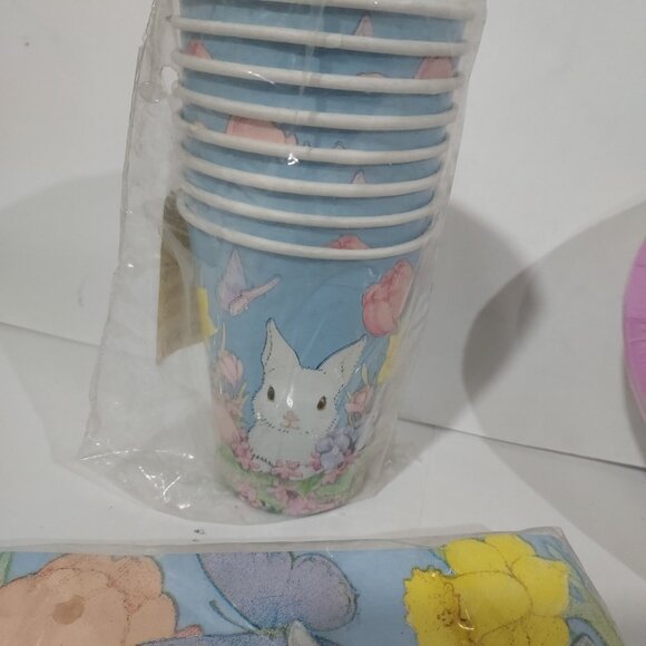 American Greetings Paper Goods Plates Napkins Cups WhiteBunny Easter Lot Vintage - Picture 3 of 6